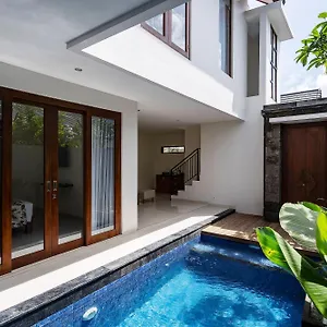 The Calna Bali فيلة