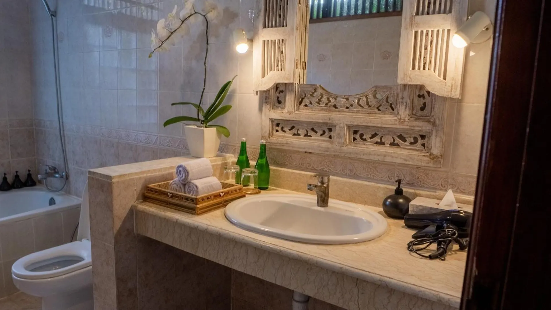 Atres Griya Villa 5 Private Bedroom Kuta Kuta